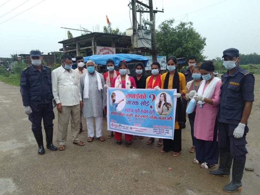 पश्चिम् नवलपरासीको महेशपुरमा नि:शुल्क मास्क बितरण कार्यक्रम सम्पन्न