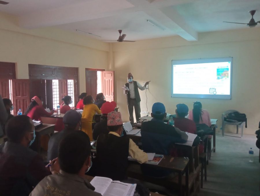 मापदण्ड पालना गर्दै सुपरिवेक्षककाे तालिम सञ्चालन
