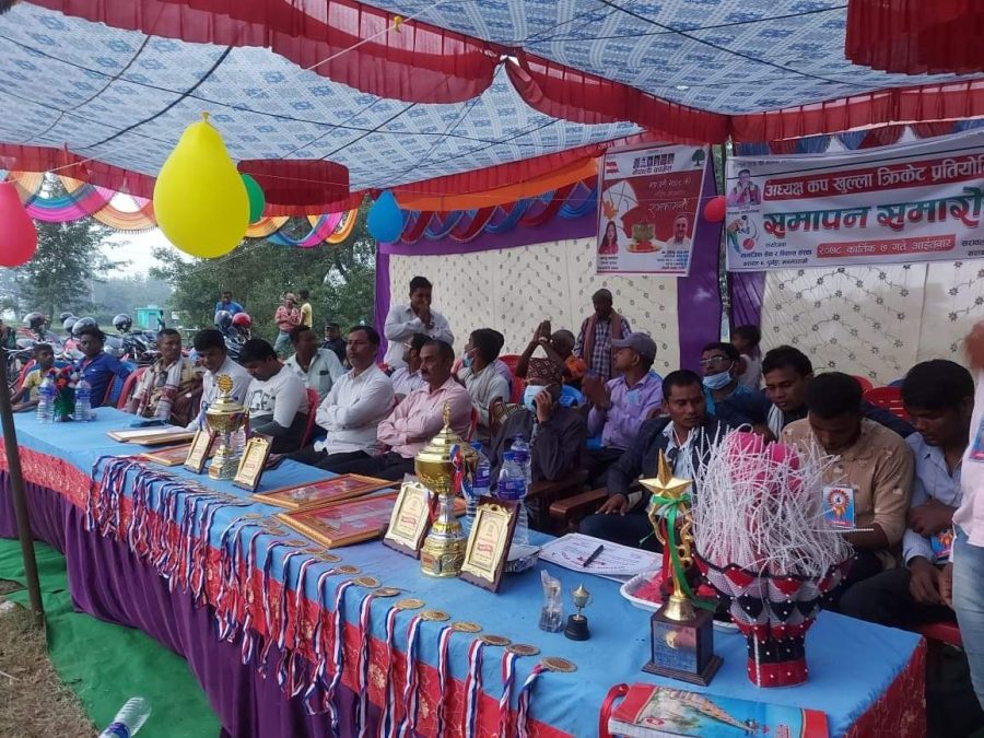 सरावल अध्यक्ष कप खुल्ला क्रिकेटको उपाधी ठुठीबारीलाई