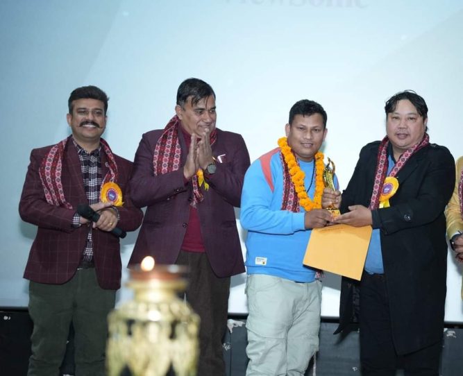 नवलपुरे लोक गायक कृष्ण गैरेले जिते रास्ट्रीय अवार्ड