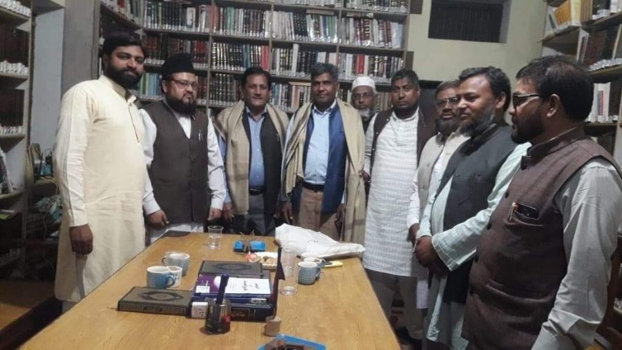 भारतका प्रसिद्ध कवि  रसूल मदरसा संघद्वारा सम्मानित